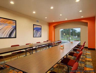 Days Inn & Suites By Wyndham Marquez Faciliteiten foto